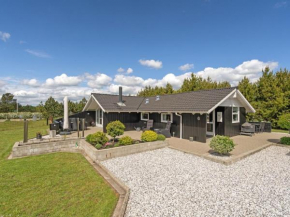 Holiday Home Thore - 400m from the sea by Interhome in Sæby